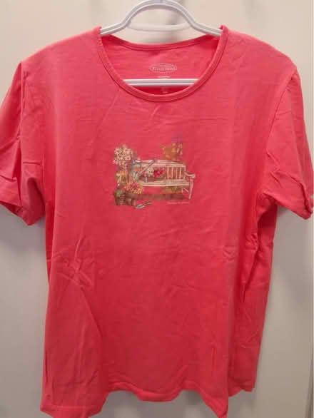Photo of free Northern Reflections T-shirt M (Dow’s Lake) #1