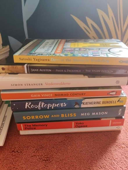 Photo of free Puzzles and books (Clapham SW4) #3