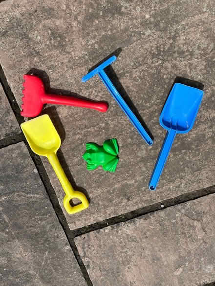 Photo of free Beach toys (CH2 Newton) #1