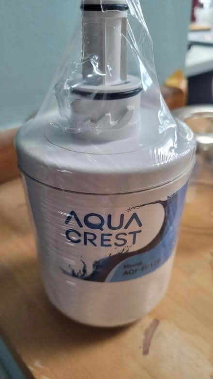 Photo of free water filter for fridge (Morden (Morden (near Ravensbury Park)) #1