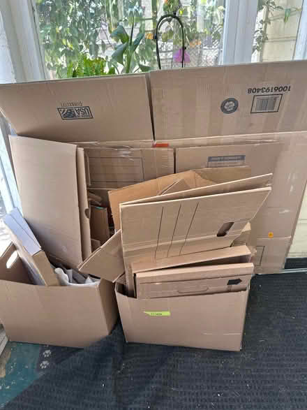 Photo of free Boxes (Downtown) #1