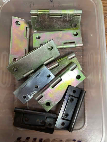 Photo of free Various metal hinges mainly 2.5” (Welling DA16) #1