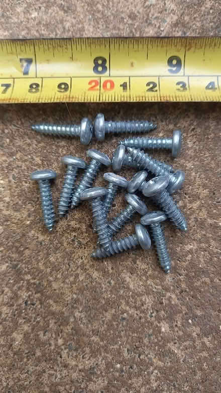 Photo of free 10 x 3/4 self tapping screws 1.3kg (Central Letchworth) #2