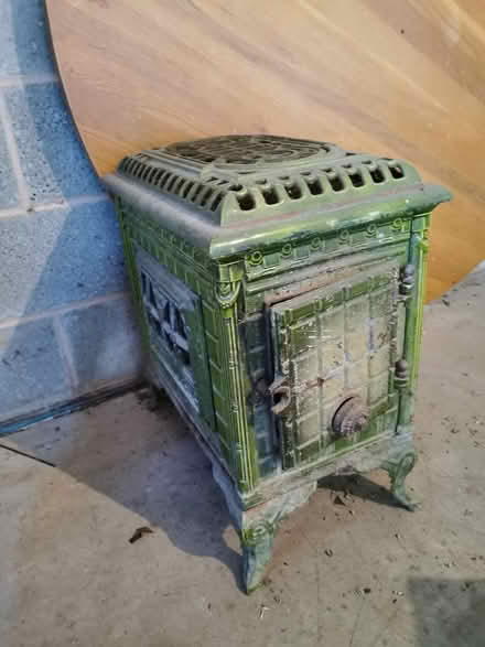 Photo of free Antique Poele French woodburner poor condition (Leominster HR6) #1