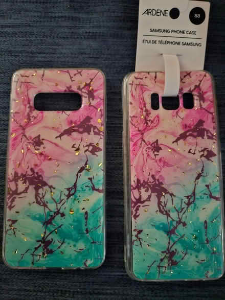 Photo of free Two cell phone cases (Near the experimental farm) #1