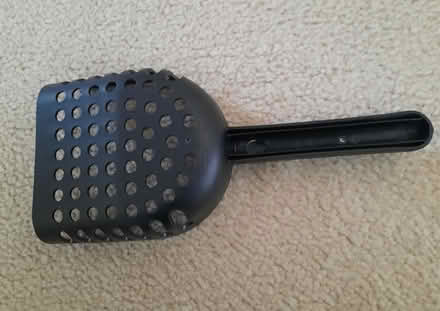 Photo of free Cat litter scoop (Orleans) #2