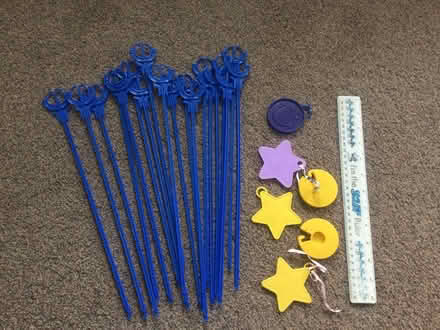 Photo of free Balloon holders and weights (Wickford, Essex SS11) #1