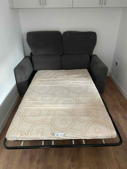 Photo of free Sofa come bed 🛌 (Harrow HA2) #1