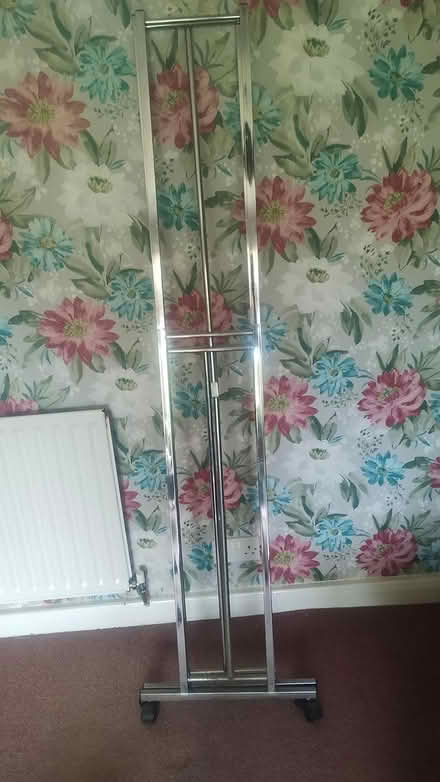 Photo of free Folding hanging rail (Bexley DA5) #3