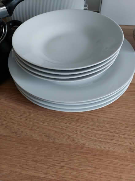 Photo of free 4 Dinner and 4 Bowels (Bilborough NG8) #1