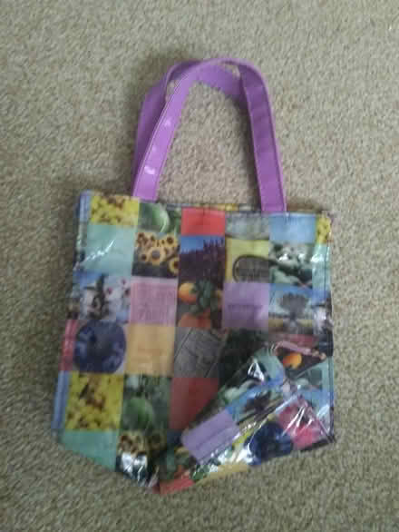 Photo of free Small Kids Tote Bag (Leighton buzzard LU7) #1
