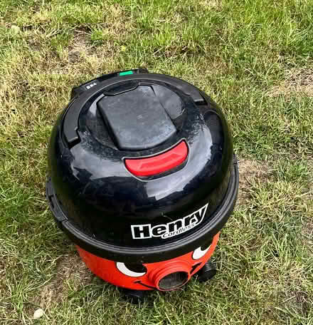 Photo of free Cordless Henry Hoover READ DESCRIP (Heywood OL10) #1