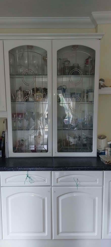 Photo of free 2 large, 4 smaller high gloss white cupboard doors (Hersham KT12) #1