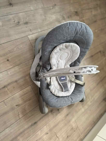 Photo of free Chico baby seat (LU5) #2