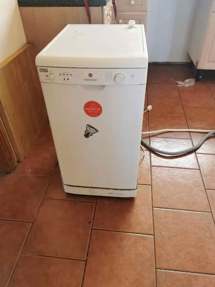 Photo of free Slimline dishwasher (Leominster HR6) #1