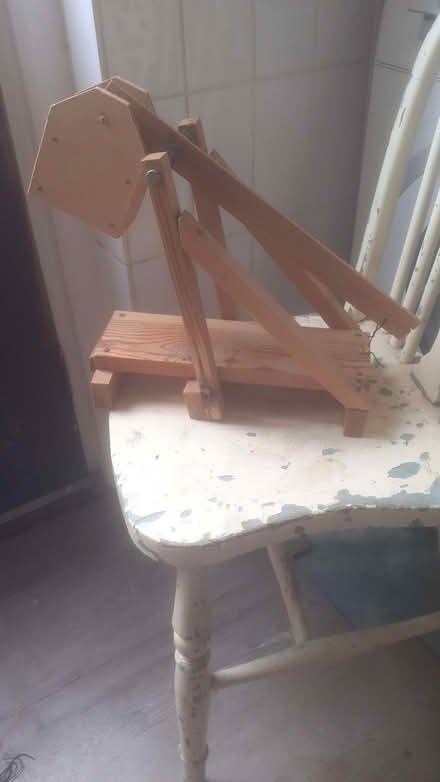 Photo of free Educational toy: leverage - trebuchet (Fiveways BN1) #1