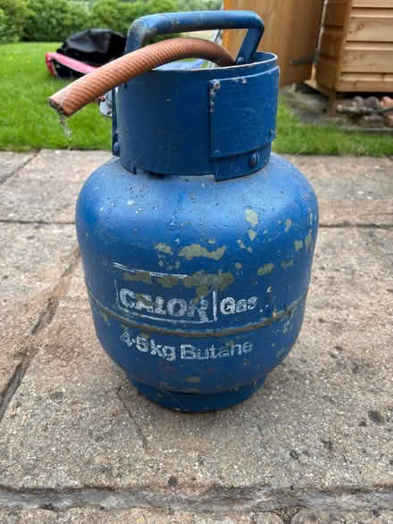 Photo of free Butane gas bottle (Long Whatton LE12) #1