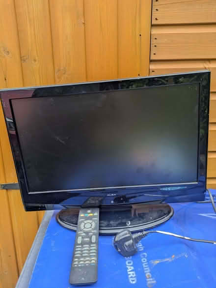Photo of free 18 inch TV (Braithwaite CA12) #1