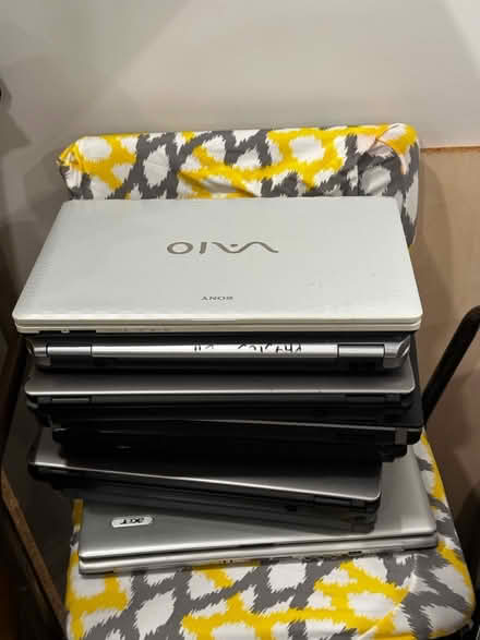 Photo of free Older laptops (Headington OX3) #1