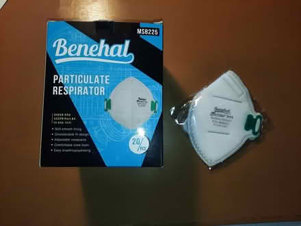 Photo of free N95 Masks behind the head straps (south San Carlos) #1