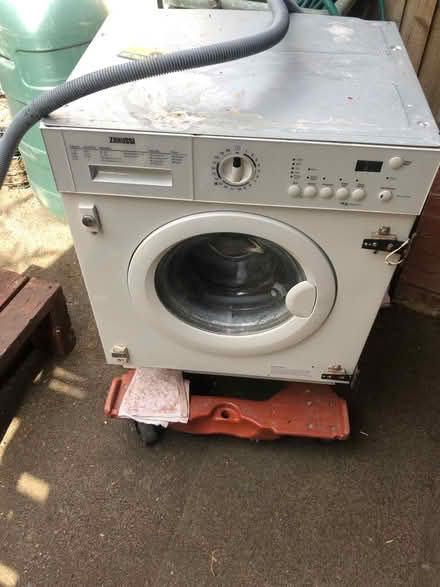 Photo of free Zanussi integrated washing m/c (Hp199bu) #1