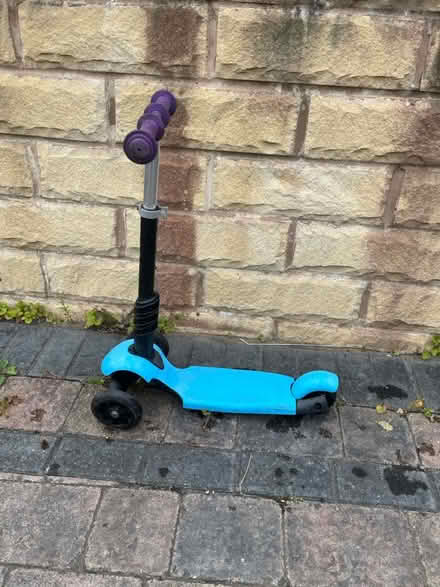 Photo of free Child’s scooter (Greenhill, S8) #1
