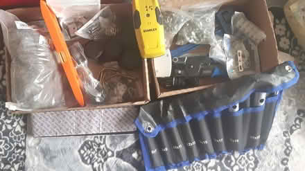 Photo of free DIY tools and bits (Shadwell E1) #1