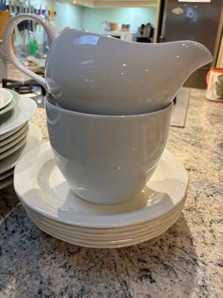 Photo of free Assortment of plates / bowls (Chiswick W4) #3