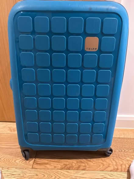 Photo of free Large suitcase (Forest Hill - SE23) #1