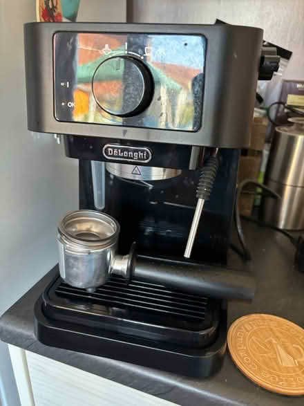Photo of free DeLonghi coffee machine (East Kilbride) #4