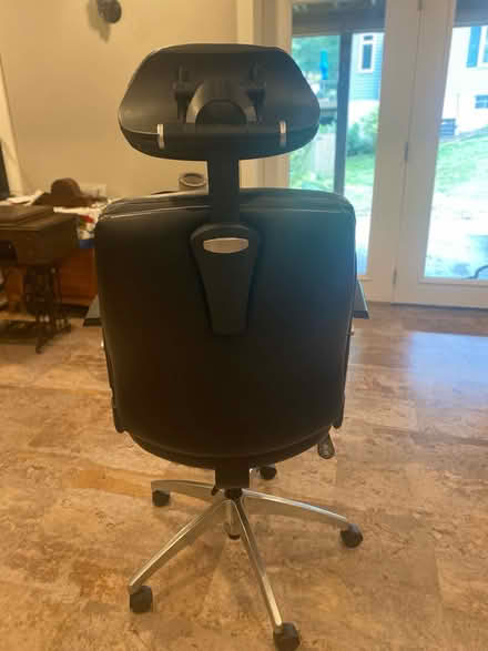 Photo of free Desk Chair (Norbeck and Layhill Roads) #3