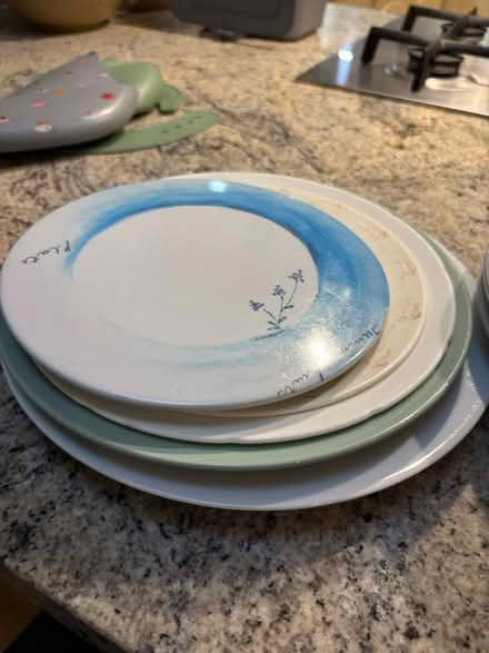 Photo of free Assortment of plates / bowls (Chiswick W4) #2