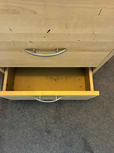 Photo of free 3 drawers cabinet/bedside table (Feltham TW13) #4