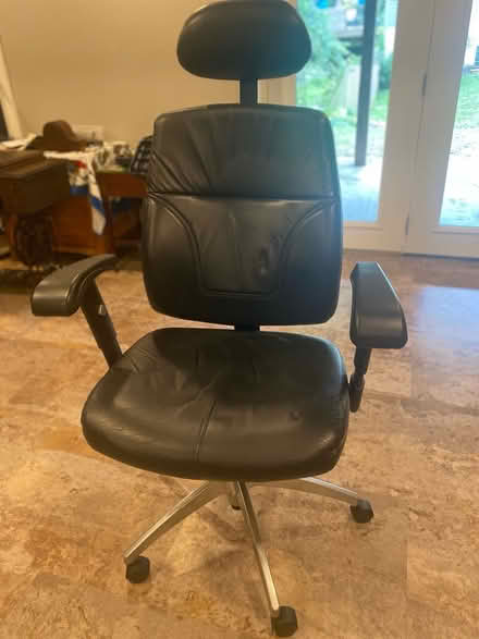 Photo of free Desk Chair (Norbeck and Layhill Roads) #1