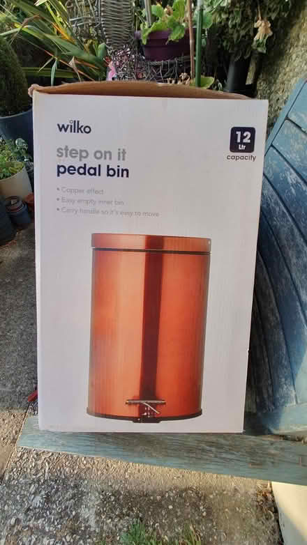 Photo of free 12L pedal bin (Chichester Lavant PO18) #1