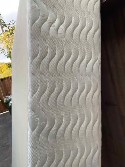Photo of free Sat a queen box spring (Larkspur) #1