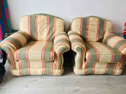 Photo of free Comfy sofa (Croydon) #3