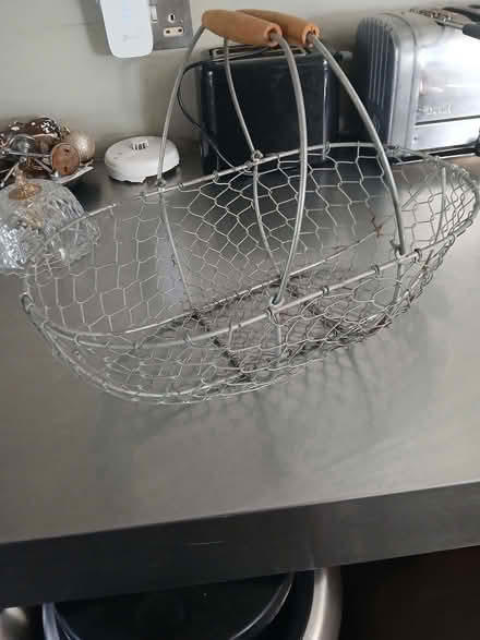 Photo of free Wire basket (Thornton heath) #2