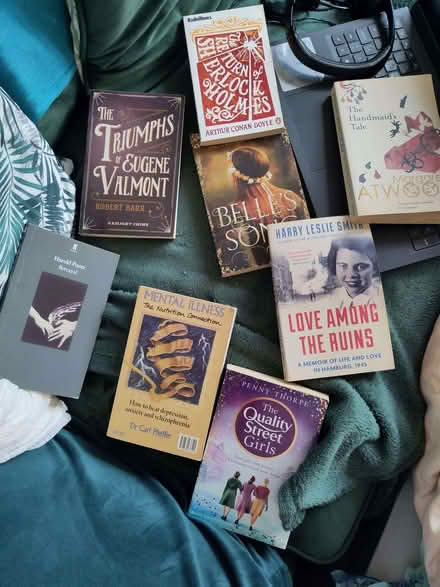 Photo of free Books (Mountier Court E11) #1