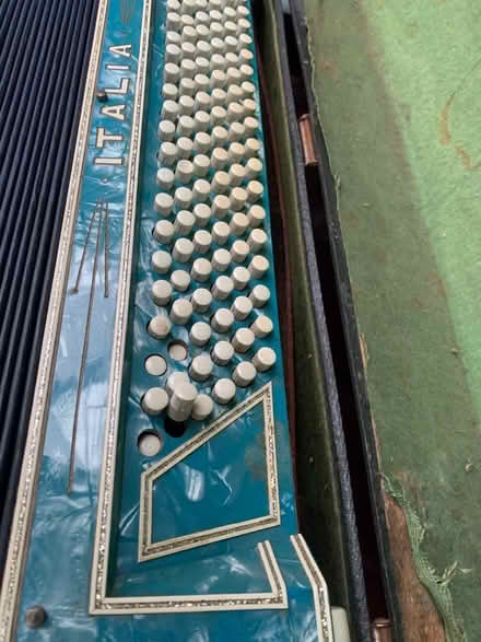 Photo of free Vintage Alvari accordion (Presteigne LD8) #4