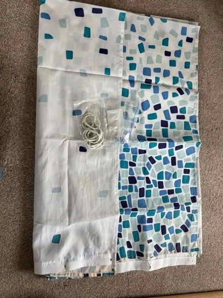 Photo of free Blue/green shower curtain (Cathcart G44) #1