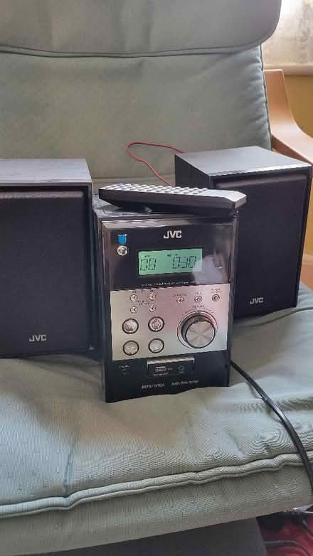 Photo of free JVC radio/CD player with remote (Palmer Park RG6) #1
