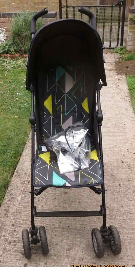 Photo of free Mothercare Nanu Pushchair/Stroller with Rain Cover (Barton OX3) #1
