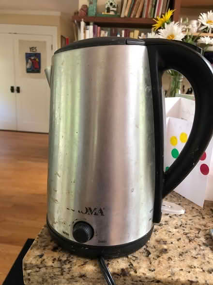 Photo of free electric tea kettle (Forest Knolls--west of Fairfax) #1