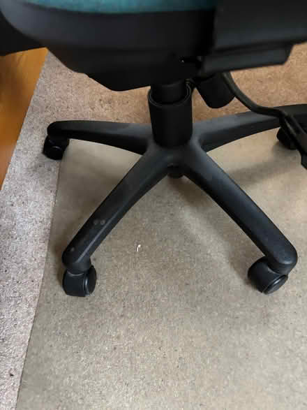 Photo of free Green adjustable office chair (CR5) #3