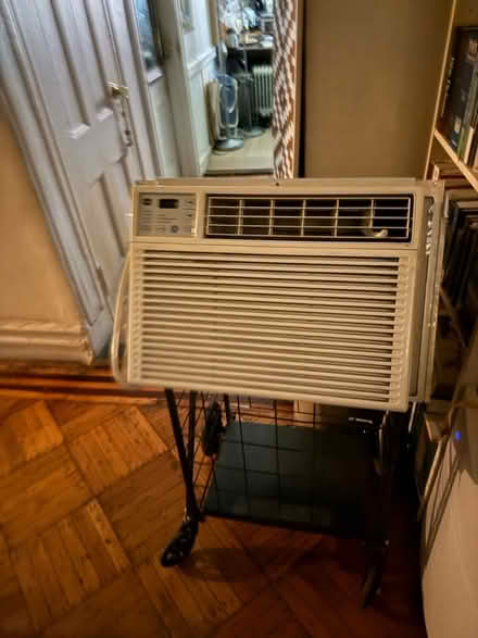 Photo of free Ac (Upper Westside) #1
