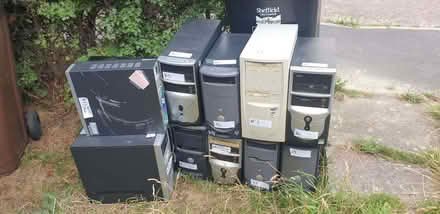 Photo of free 11 PC's with HDD and original Windows (take 1 or more) (Manor Park S2) #1