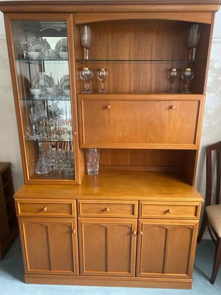 Photo of free STAG cocktail display unit (Stannington S6) #1