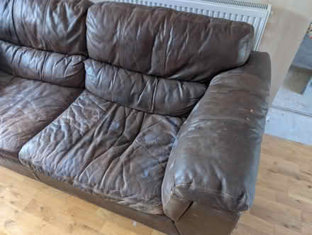 Photo of free Very comfy leather sofas (Chestnut close WR3) #3