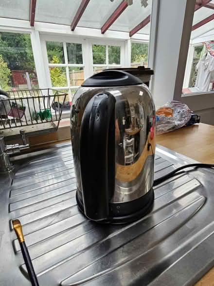 Photo of free Russell Hobbs working kettle (E4 Chingford) #2